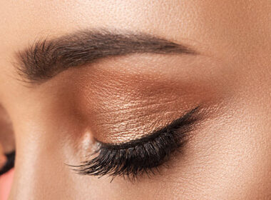 Maquillaje para párpado caído