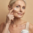 crema antiedad para mujeres de más de 50 años