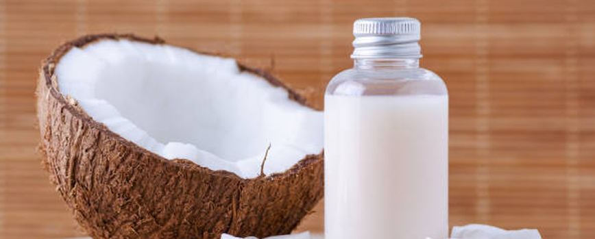 ¿Para qué sirve el aceite de coco en el pelo?