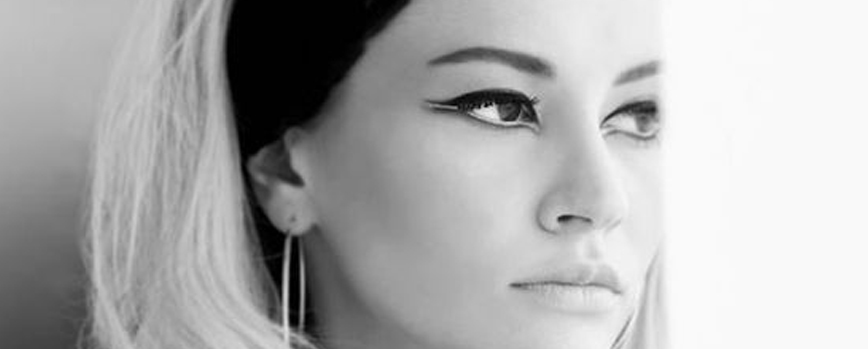 Cejas finas