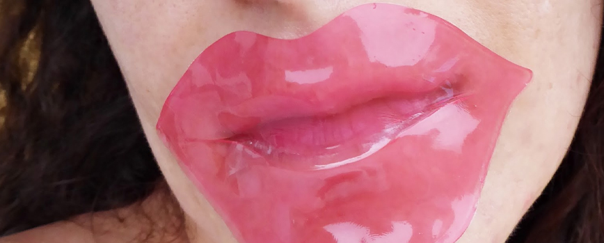 Aplica mascarillas específicas para los labios