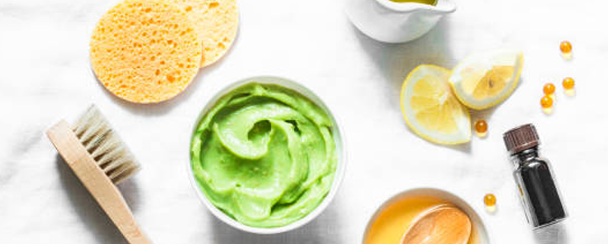 Mascarilla facial con aceite de coco para la piel grasa
