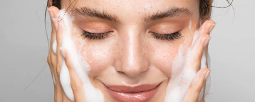 Cómo o disimular granos con maquillaje? ✓ | Blog Druni