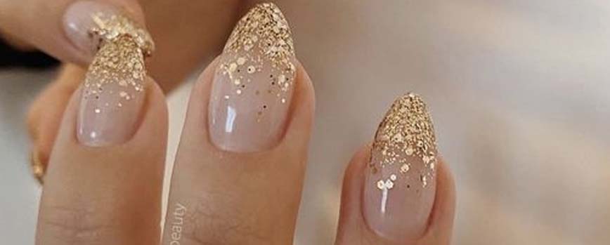 Las mejores ideas para lucir una manicura de purpurina