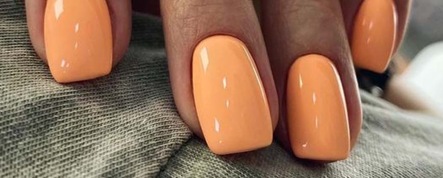 Uñas naranja pastel