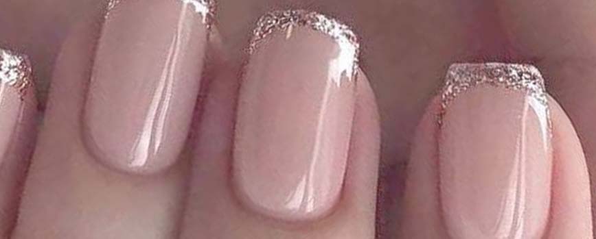 Uñas francesas con purpurina