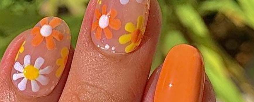Uñas con margaritas paso a paso. 💅 | Druni