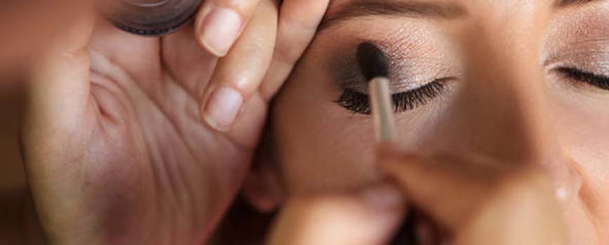 Brocha cónica de ojos