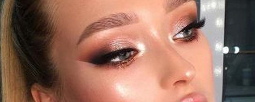Otros trucos de maquillaje para la piel seca o deshidratada