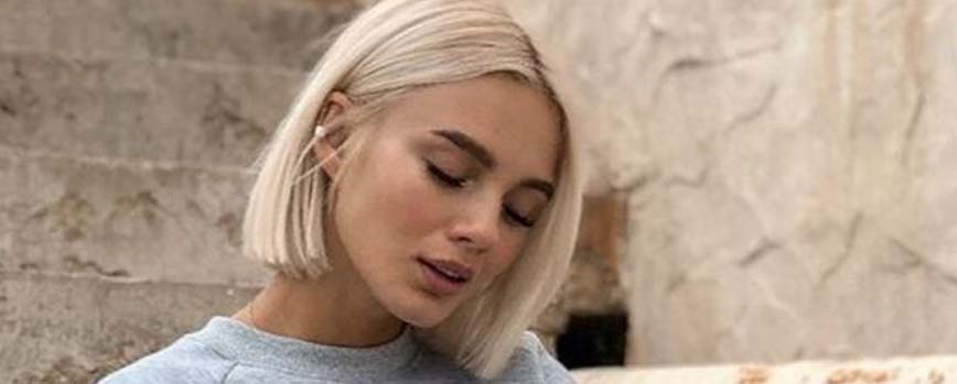 Pelo corto blanco