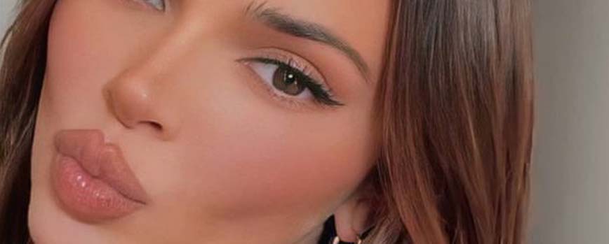¿Cuáles son los mejores colores para maquillar los labios finos?