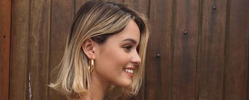 Mechas rubias en pelo corto y liso
