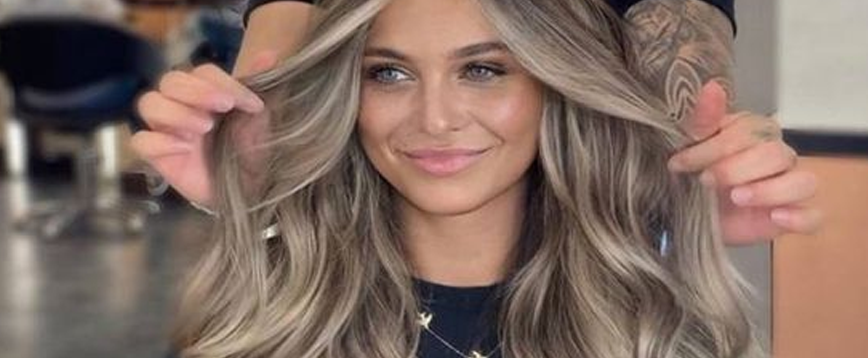Mechas balayage rubio ceniza