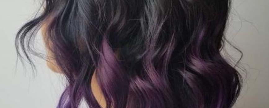 Negro con puntas violetas