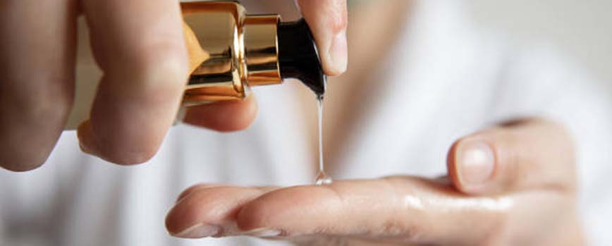 ¿Se puede usar retinol y ácido hialurónico juntos?