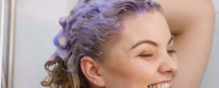 Utiliza productos específicos para cabello teñido: