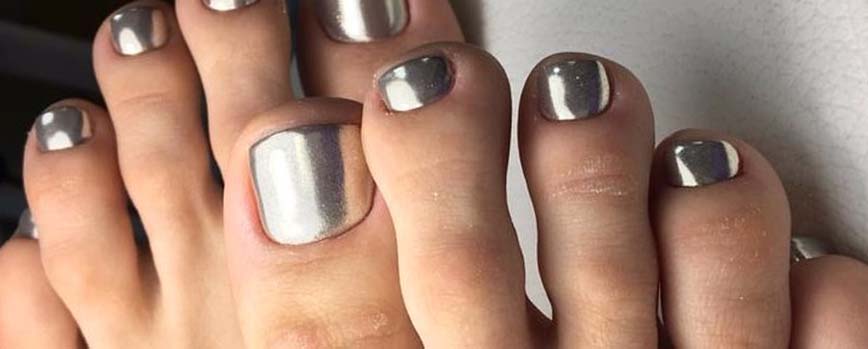 Pedicura metálica
