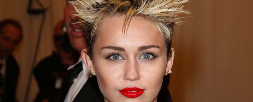 Peinado punk de Miley Cyrus