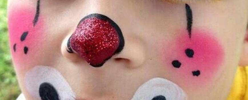 Maquillaje de payaso del terror para niñas