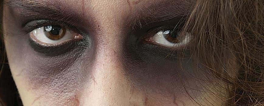 Maquillaje de niña poseída para Halloween