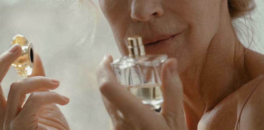 Algunos de los perfumes más caros de mujer para darte el capricho