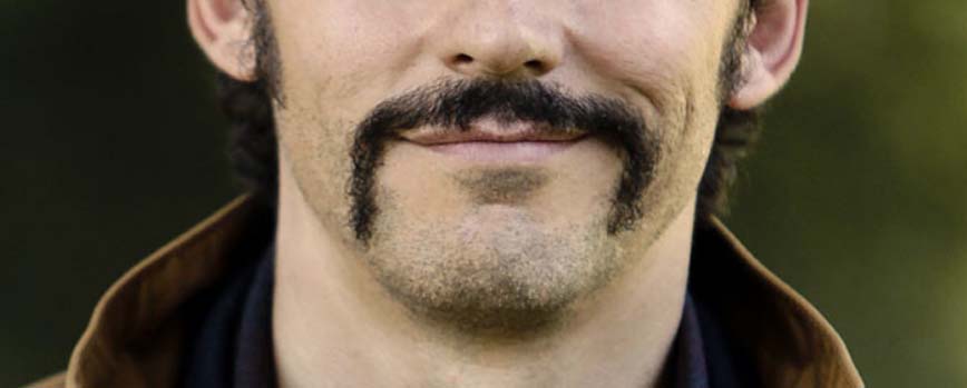 Bigote herradura