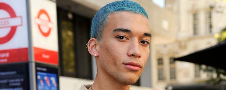 Mechas azul chicle