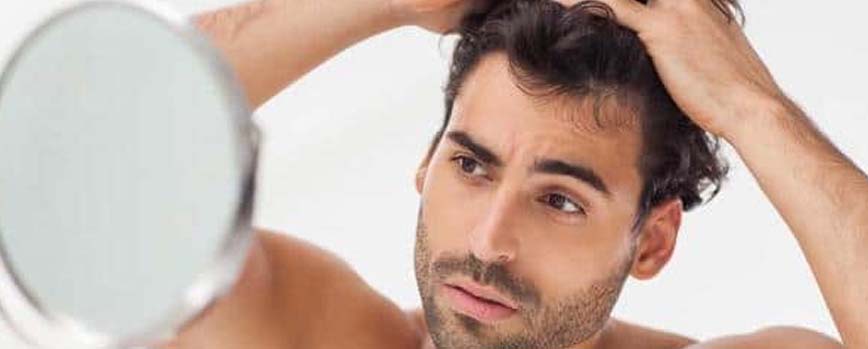 Consejos para lucir peinados para hombre con moño samurái
