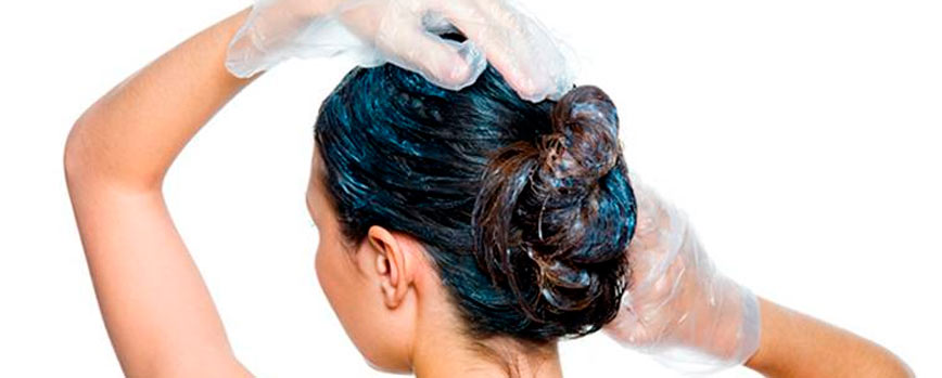 ¿Cómo aplicar una mascarilla de color para el pelo?
