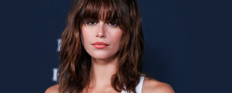Revoluciona tu look con un corte de pelo long bob con flequillo | Blog ...