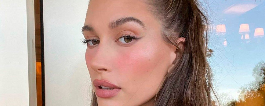 La técnica de maquillaje sunkissed también está de moda