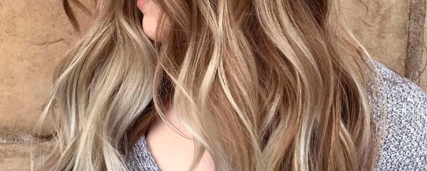 Balayage invertido para canas, una tendencia que arrasa