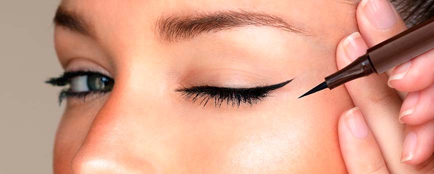 Paso 2: Delinea tus ojos: