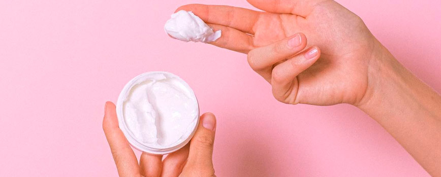¿Qué principios activos debería llevar una crema antiedad?