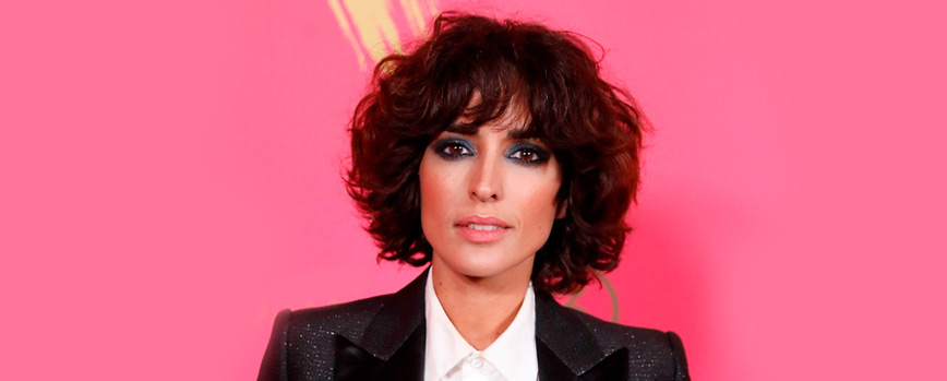5. Corte bob ondulado con flequillo