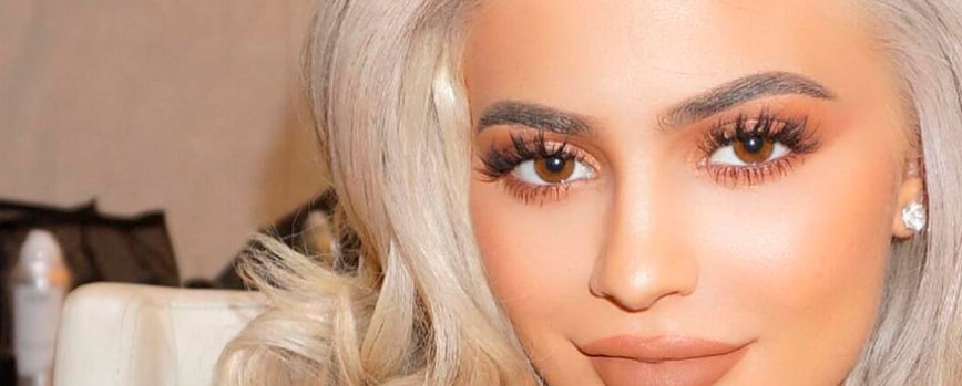 Color de pelo para piel blanca y ojos marrones