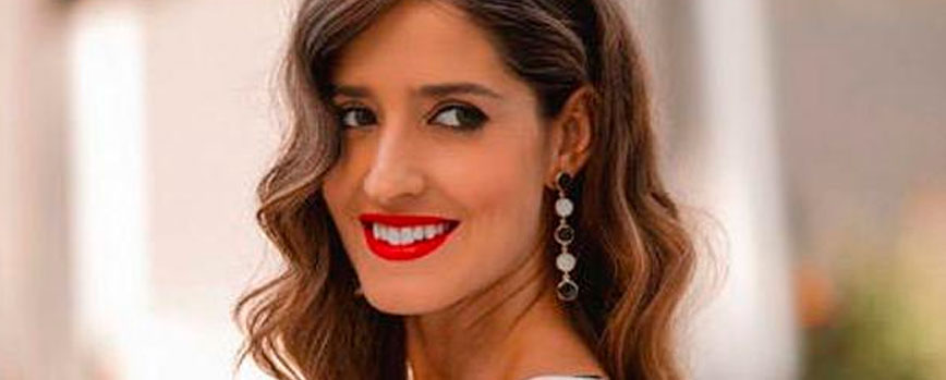 1. Ondas sueltas y flequillo lateral