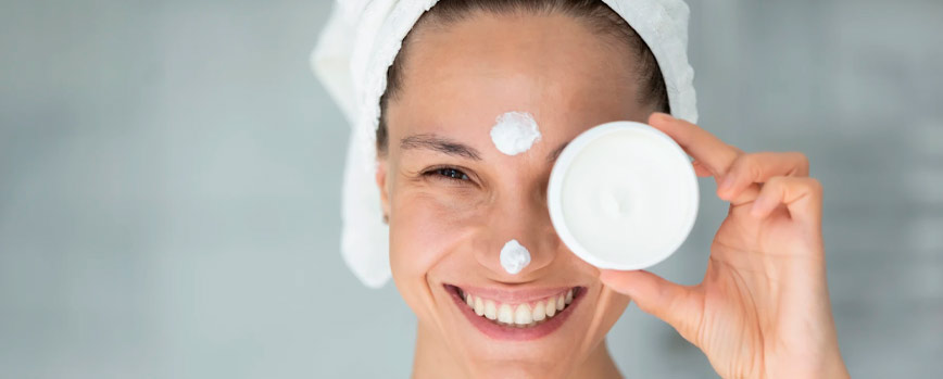 Resveratrol crema facial tiene propiedades calmantes