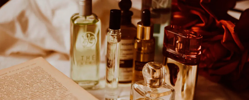 Perfumes de mujer con almizcle 2025