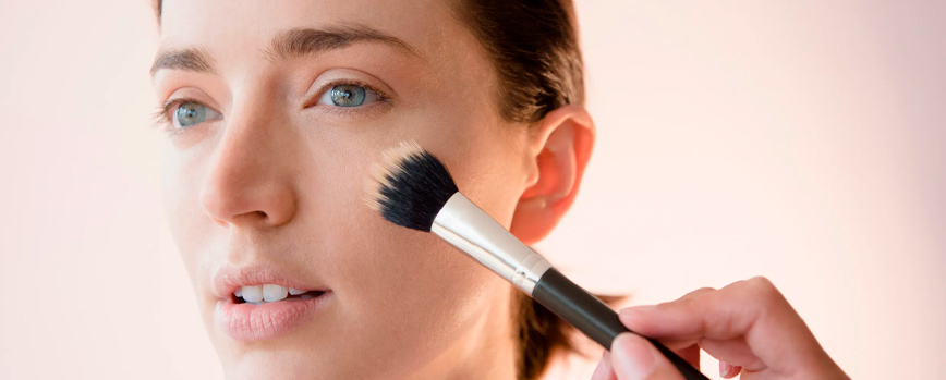 ¿Qué base de maquillaje elegir según el tipo de piel?