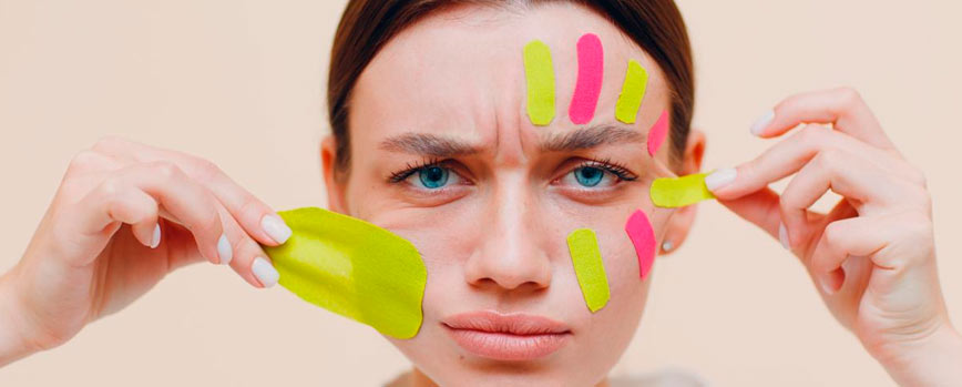 ¿Cuáles son las desventajas de usar las cintas kinesiológicas para la cara?