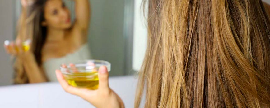 ¿Cómo utilizar el aceite de romero para crecer el pelo?