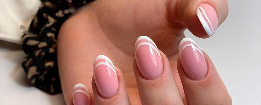 #2. Manicura de doble línea