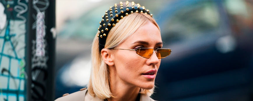 3. Pelo suelto con diadema