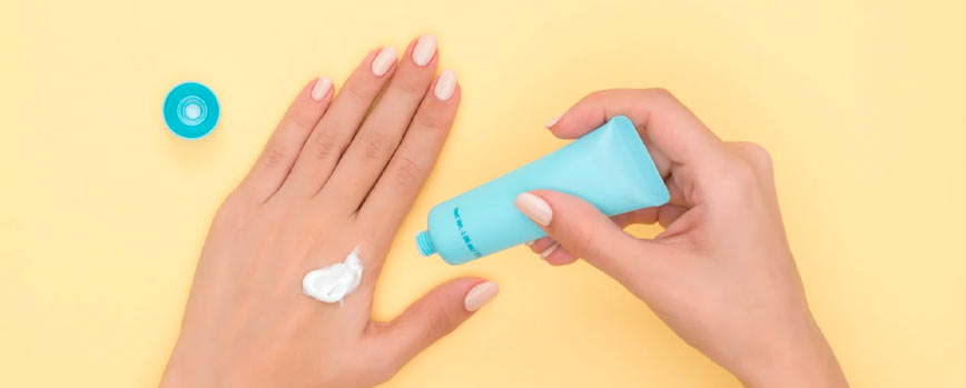 ¿Qué pasa si uso la crema solar caducada?