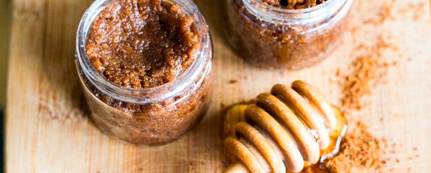 #4. Exfoliante con miel y canela