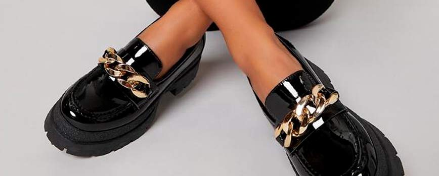 Mocasines mujer charol outfit