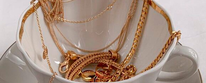 Otro de los talco usos más desconocido: joyas enredadas