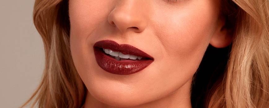 Labios oscuros al más puro estilo vamp
