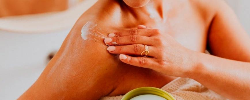 ¿Qué es y de dónde sale la urea de las cremas?